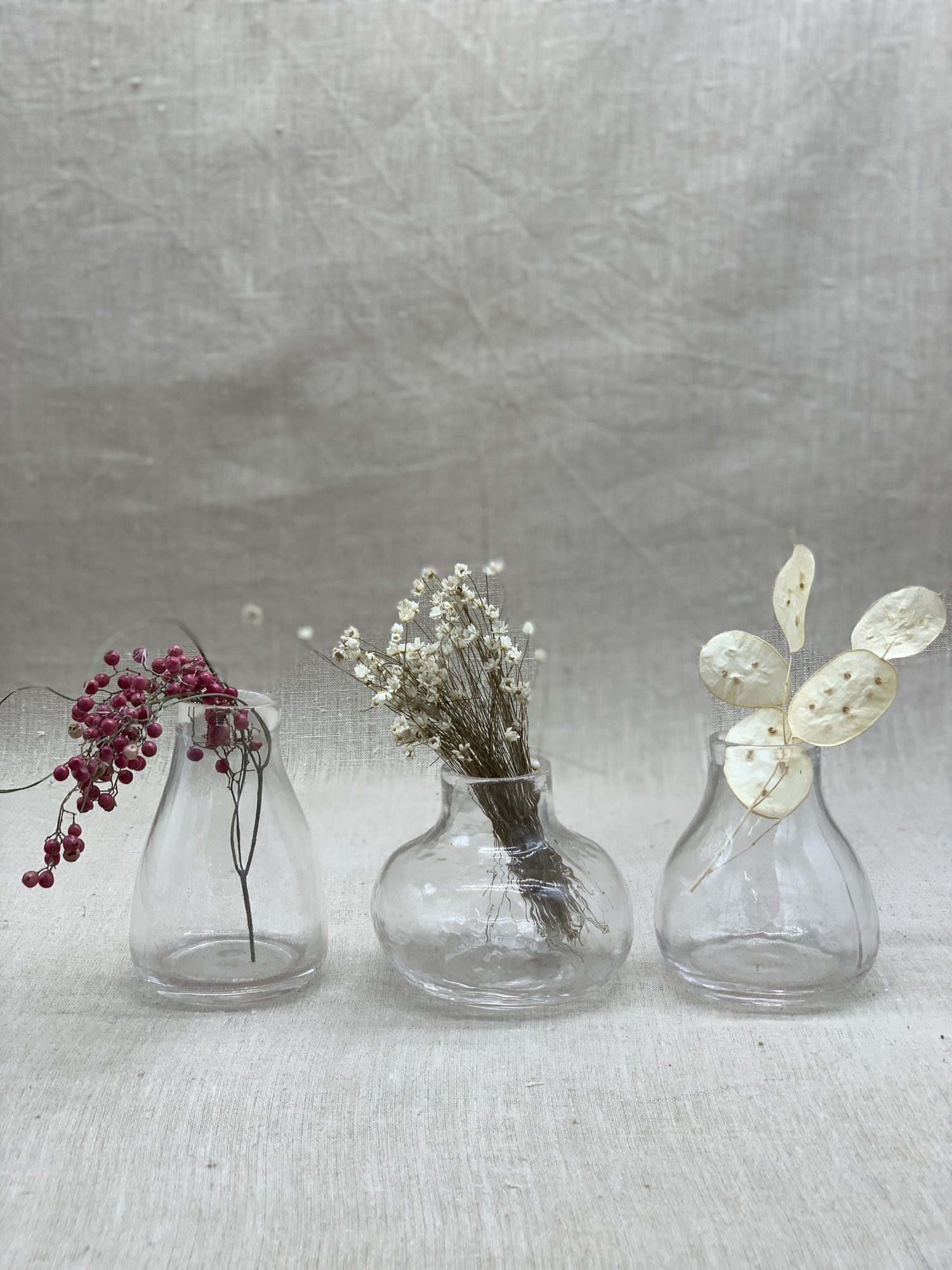 Triptyque de minis bouteilles en verre style apoticaire Canopea La